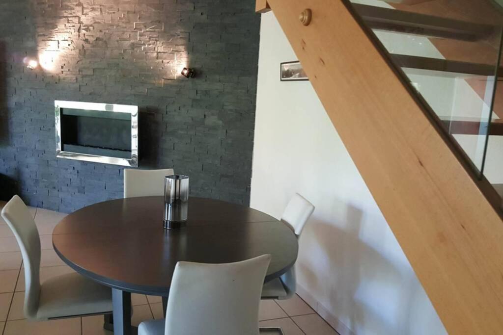 Superbe Duplex Au Nouveau Bassin Avec Vue Superbe Mulhouse Esterno foto